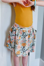 Load image into Gallery viewer, Pocket skirt ~ Spring Garden Party