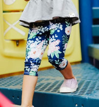 Load image into Gallery viewer, Capris ~ Solids